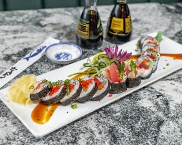 Pagoda Roll